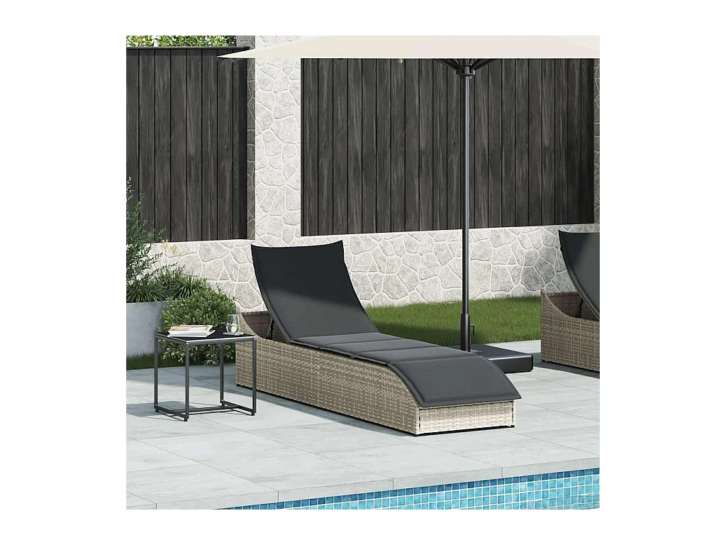 Klappliege mit Auflage und Stauraum Hellgrau Poly-Rattan