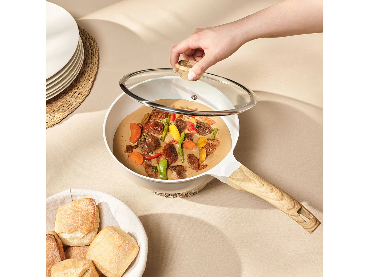 Mythic - Sauteuse 24 cm avec revêtement en céramique blanche et couvercle