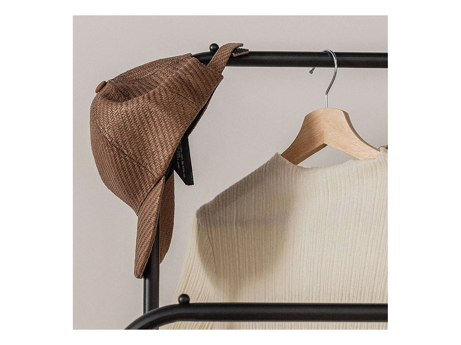 Perchero Burro  Hangy Duo 30 Negro - Newlux