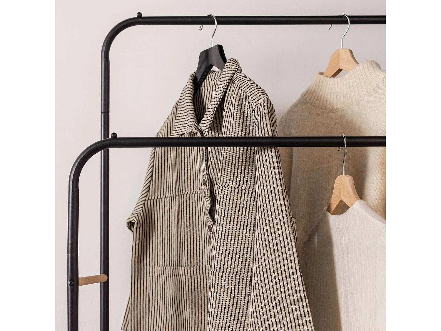 Perchero Burro  Hangy Duo 30 Negro - Newlux