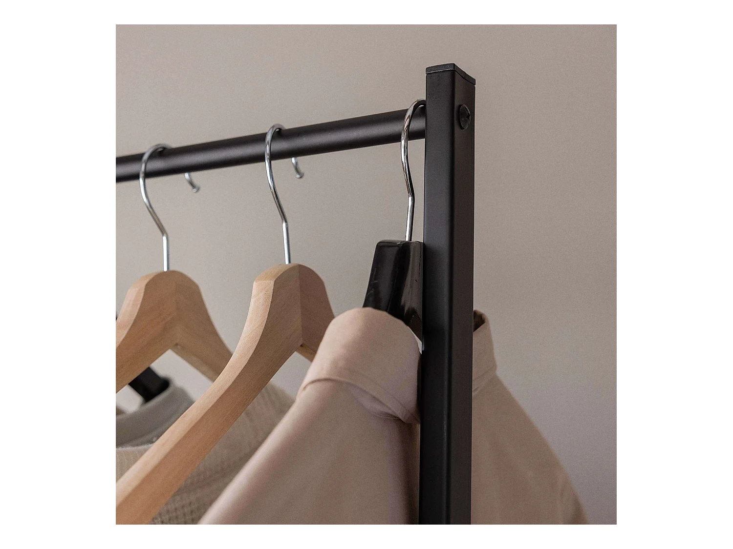 Perchero Burro  Hangy One 20 Negro - Newlux