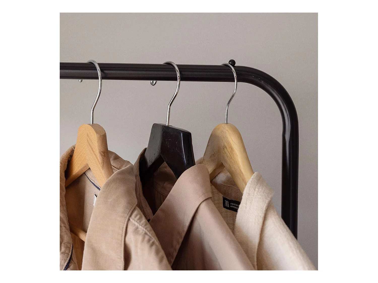 Perchero Burro  Hangy Wood 400 Negro - Newlux