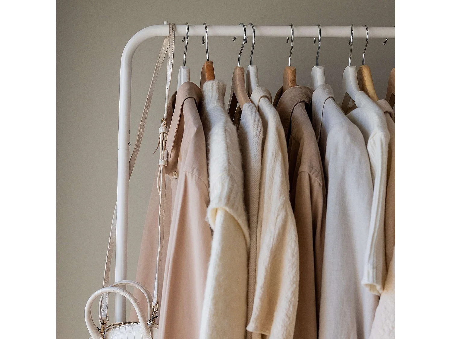 Perchero Burro  Hangy Wood 400 Blanco - Newlux