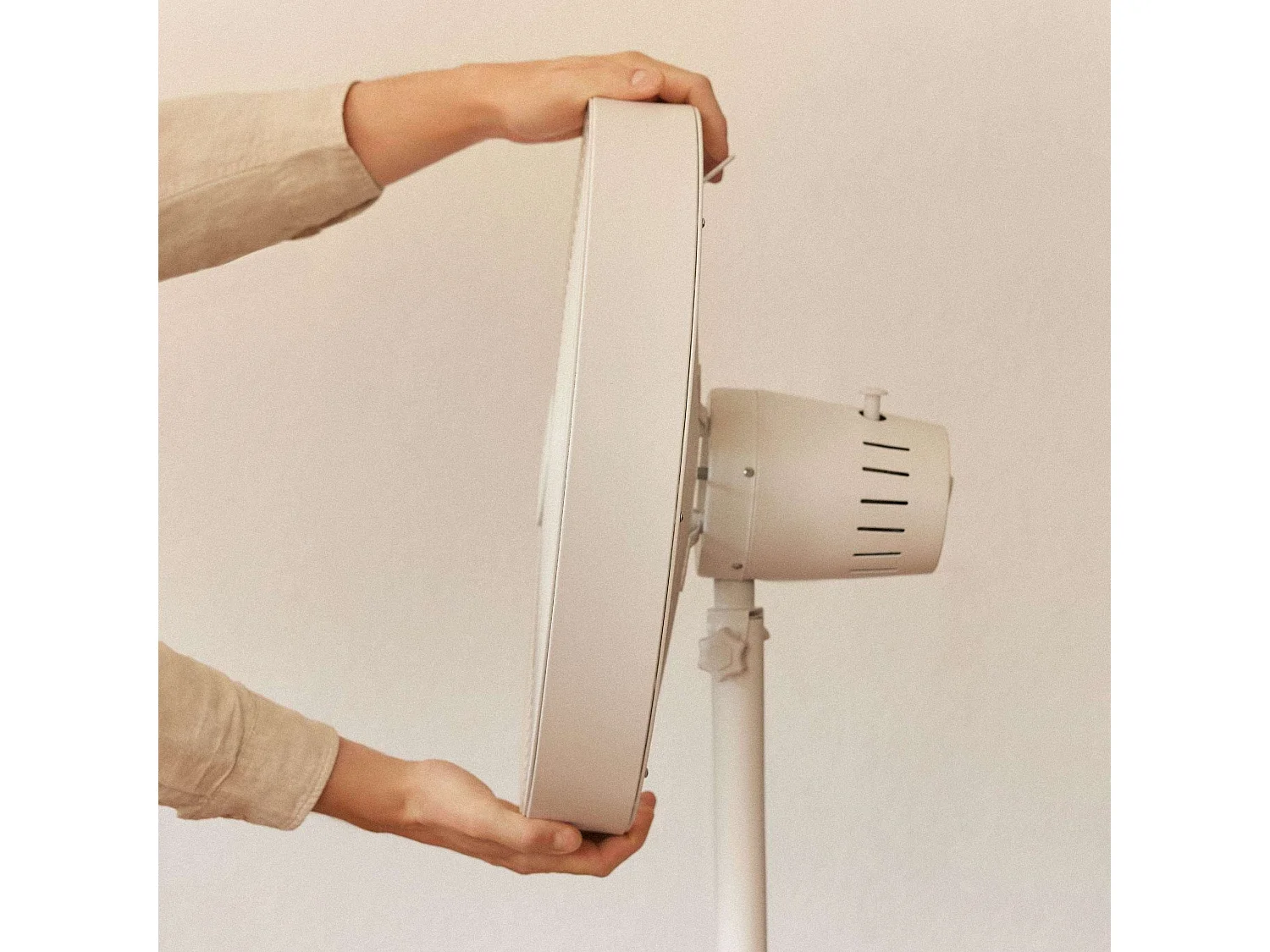 Ventilador de Pie  Tripod W3050 Blanco - Newlux