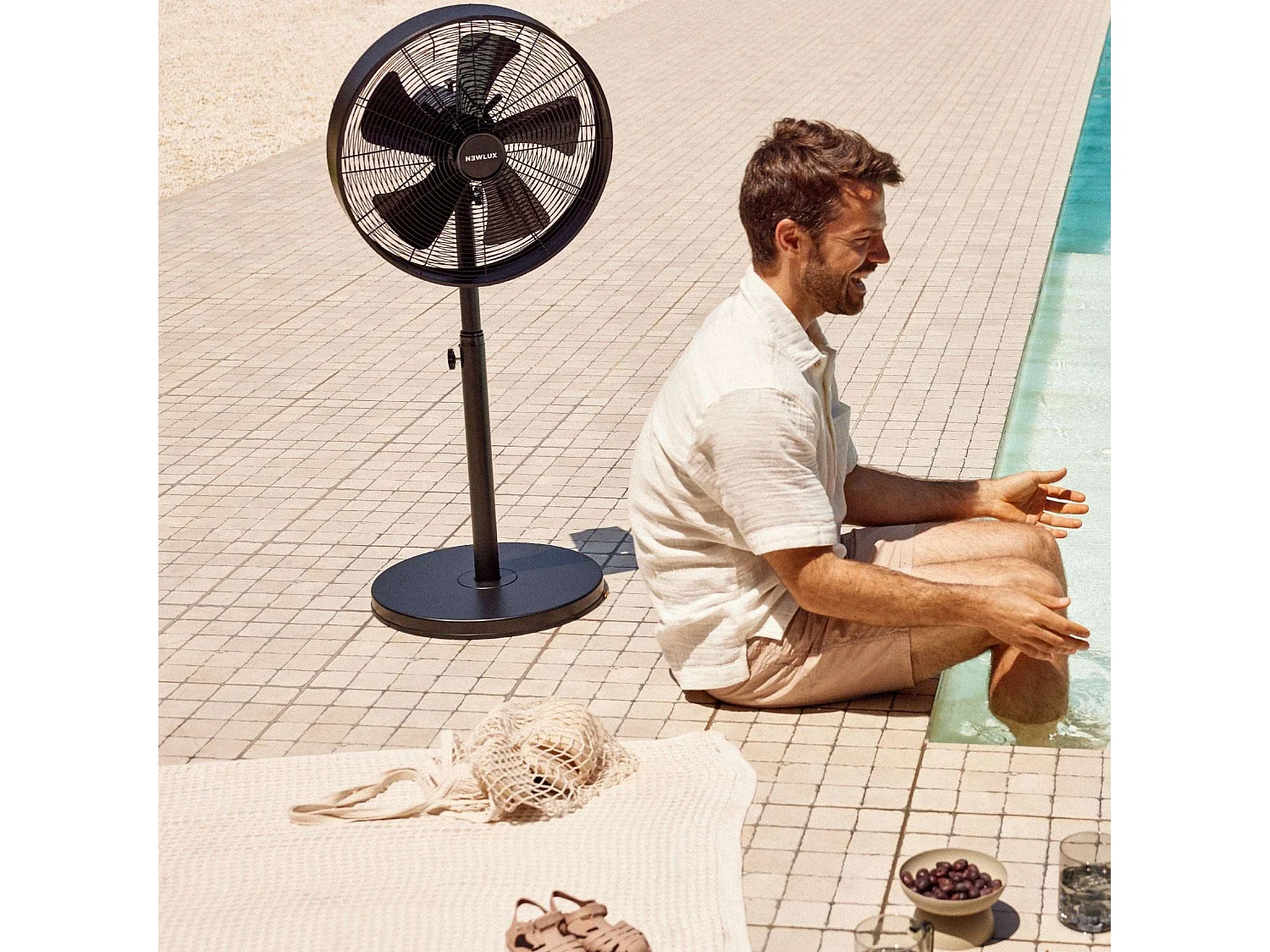 Ventilador de Pie  Smart 5 W1250 Negro - Newlux