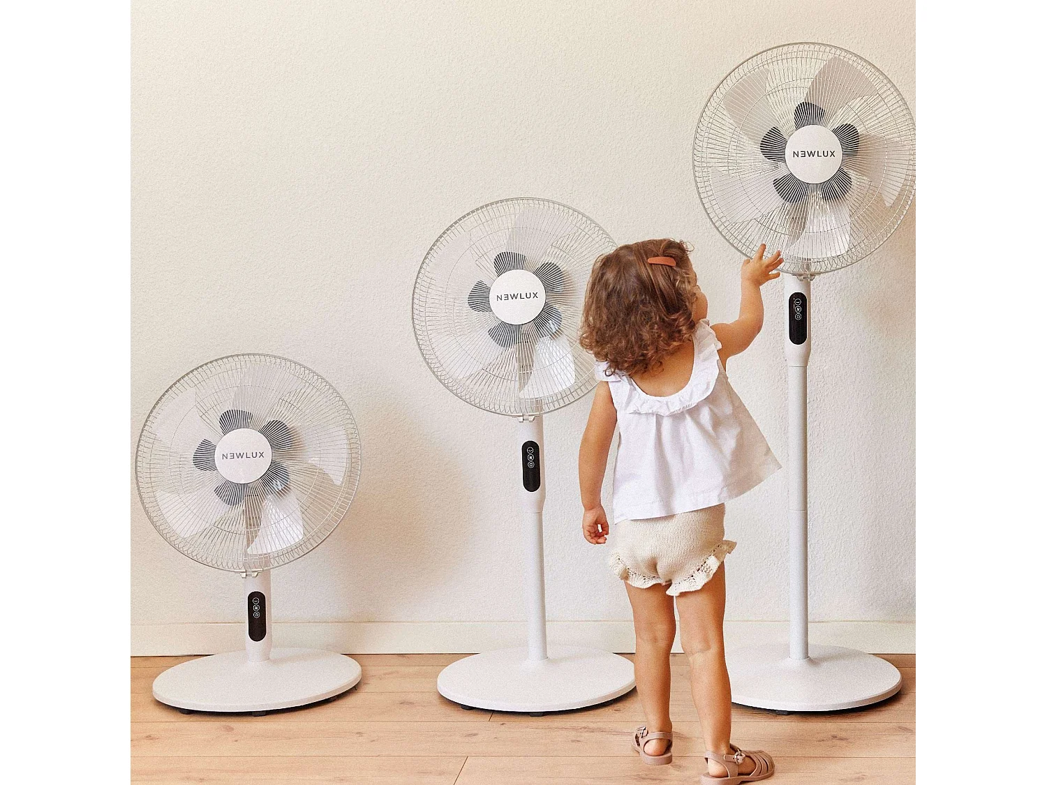 Ventilador de Pie  Smart W1050 Blanco - Newlux