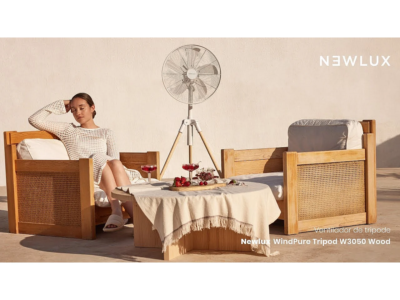 Ventilador de Pie  Tripod W3050 Negro - Newlux