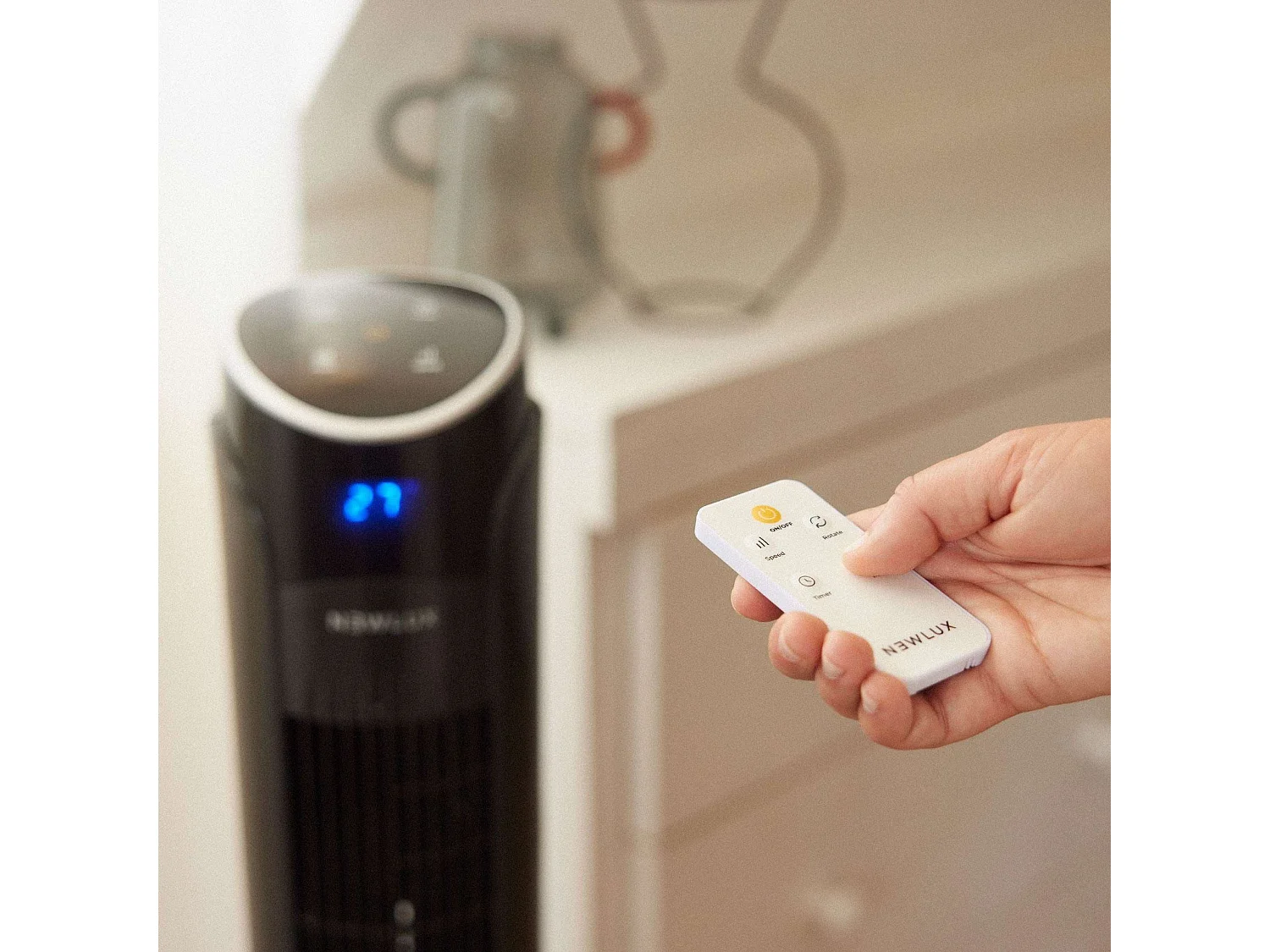 Ventilador de Torre  W130 Negro - Newlux