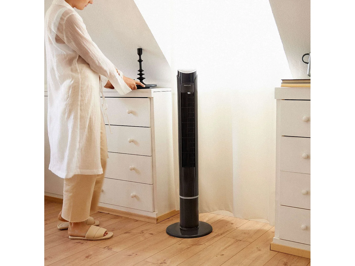 Ventilador de Torre  W130 Negro - Newlux