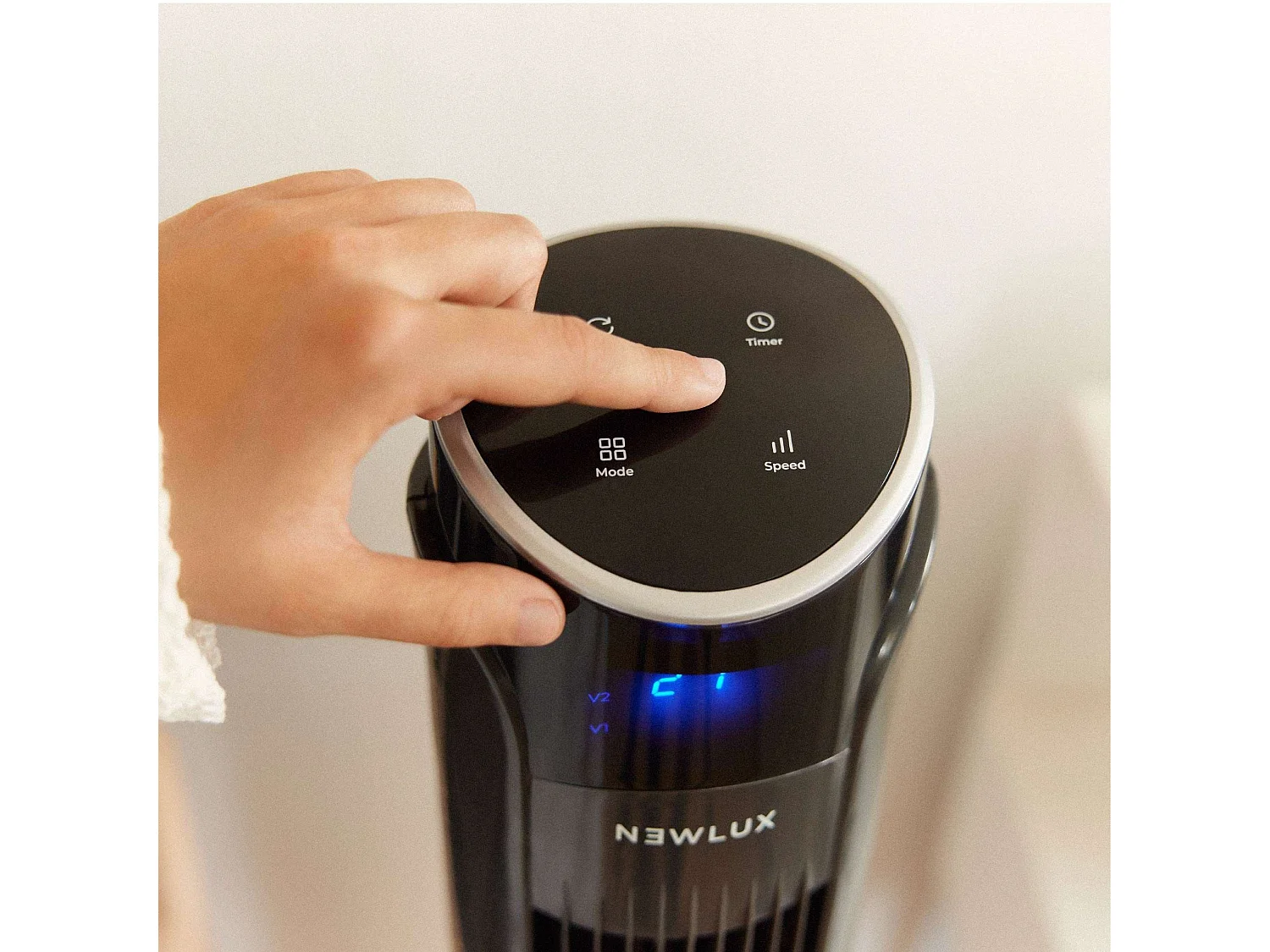 Ventilador de Torre  W130 Negro - Newlux