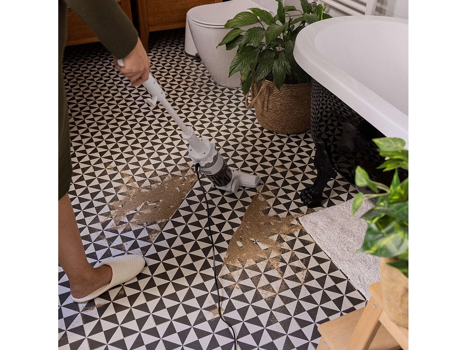 Aspirador Escoba  InfinityPower V900 Blanco - Newlux