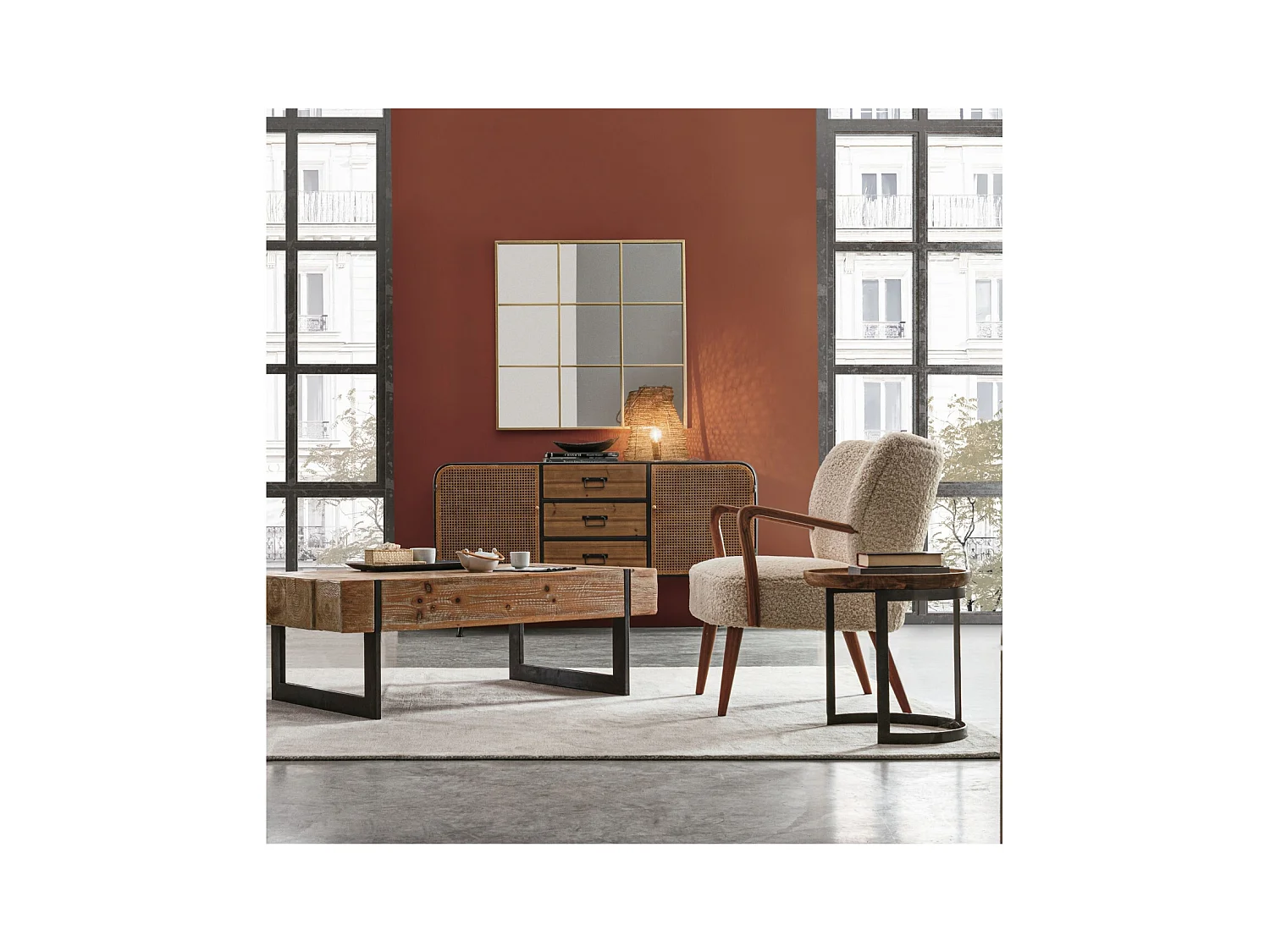 Fauteuil crapaud à accoudoirs en tissu peluche - JIM