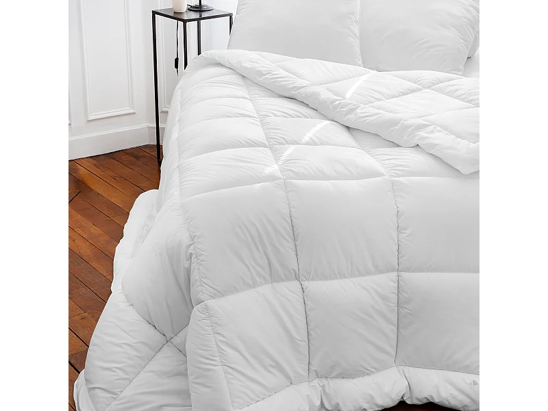 Couette hiver 260x240 cm CASTOR garnissage fibre polyester 400 g/m2