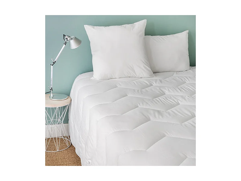 Couette tempérée 260x240 cm BAMBOU garnissage 50% viscose de bambou 50% polyester 300 g/m2