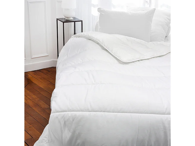 Couette 200x200 cm 4 saisons ELSA garnissage fibre polyester 200+300 = 500 g/m2