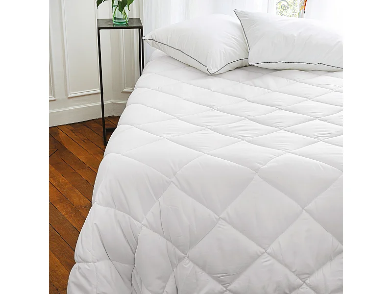 Couette été 140x200 cm COCOON garnissage fibre polyester 200 g/m2