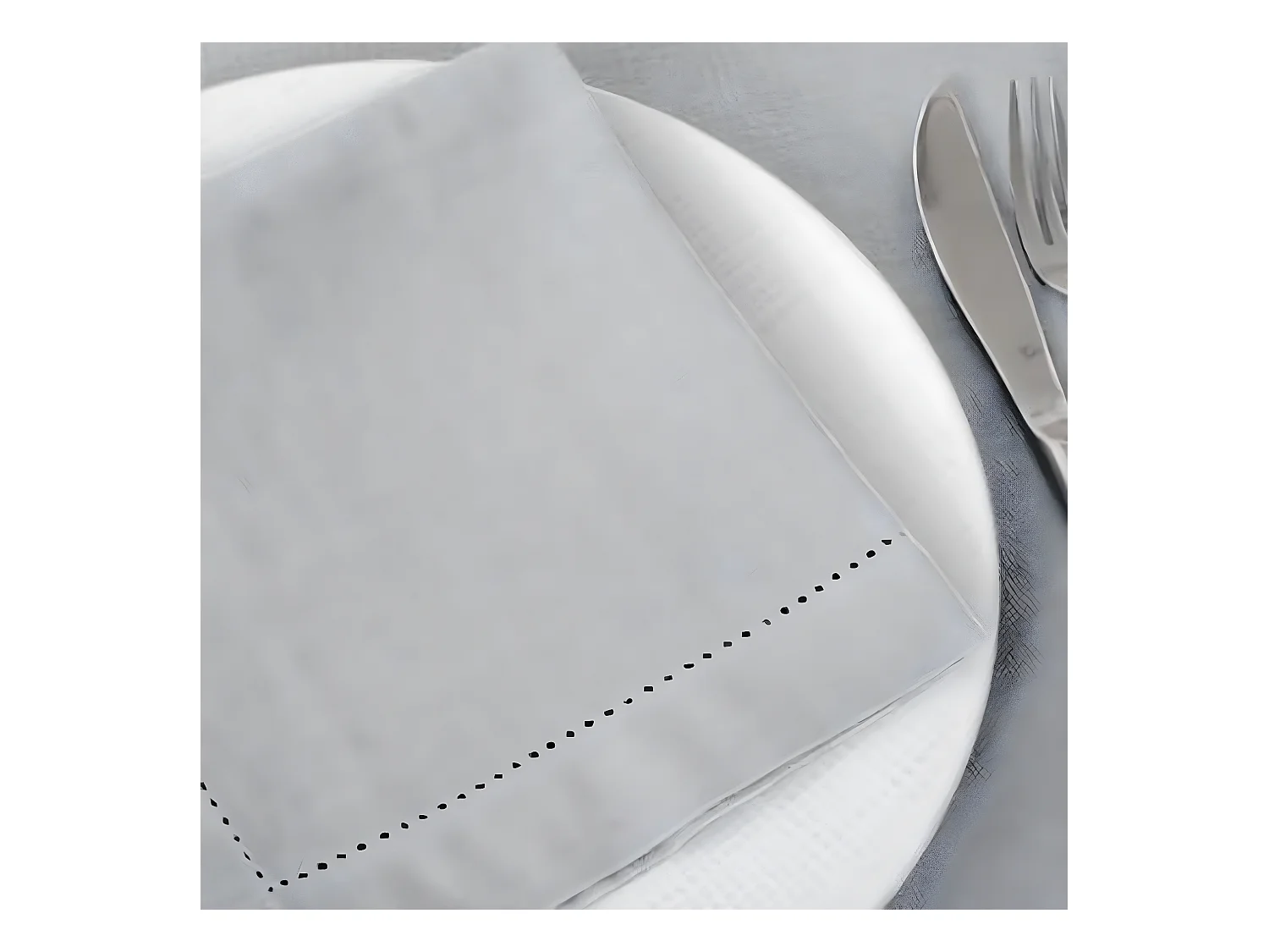 Lot de 12 serviettes de table coloris gris clair - Dim : L.40 x l.40 cm