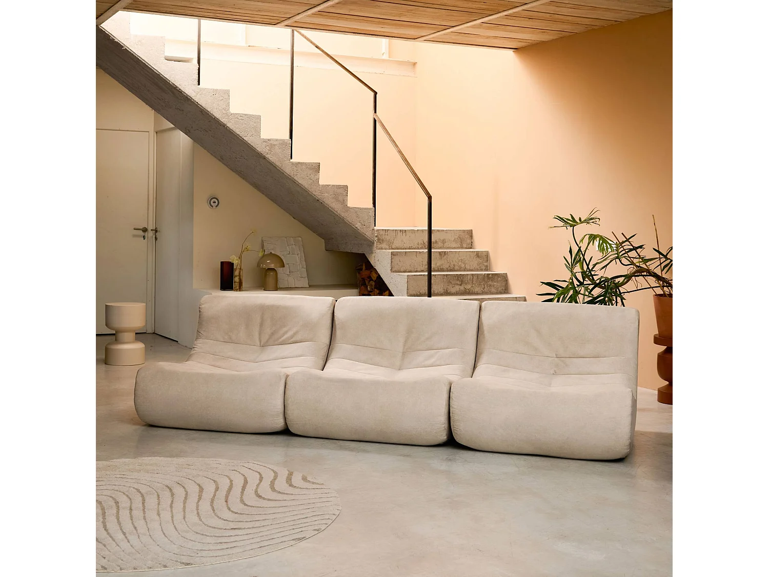 Fauteuil chauffeuse en velours style contemporain 3 places beige