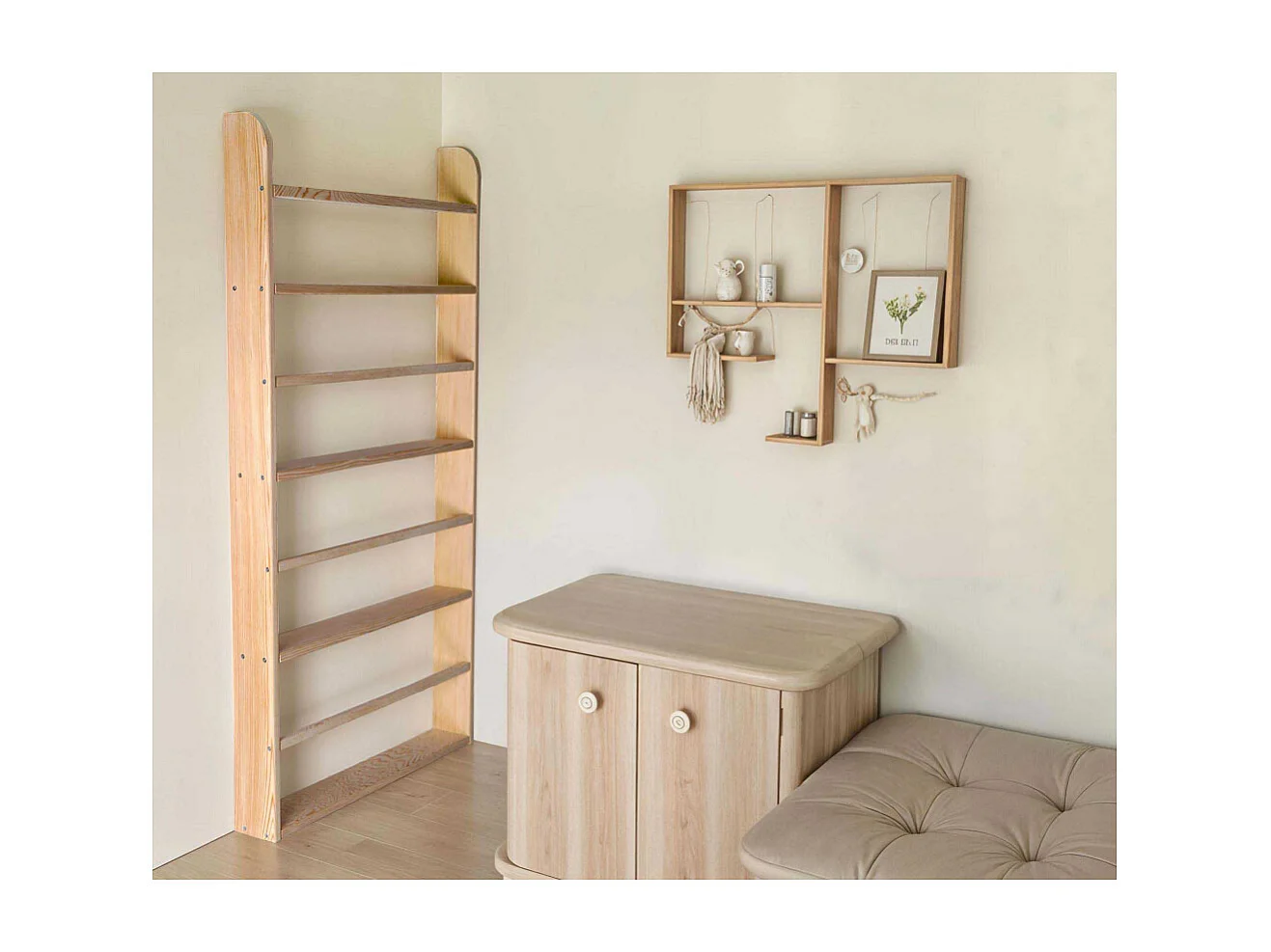 Bilbiothèque murale en pin Bookz