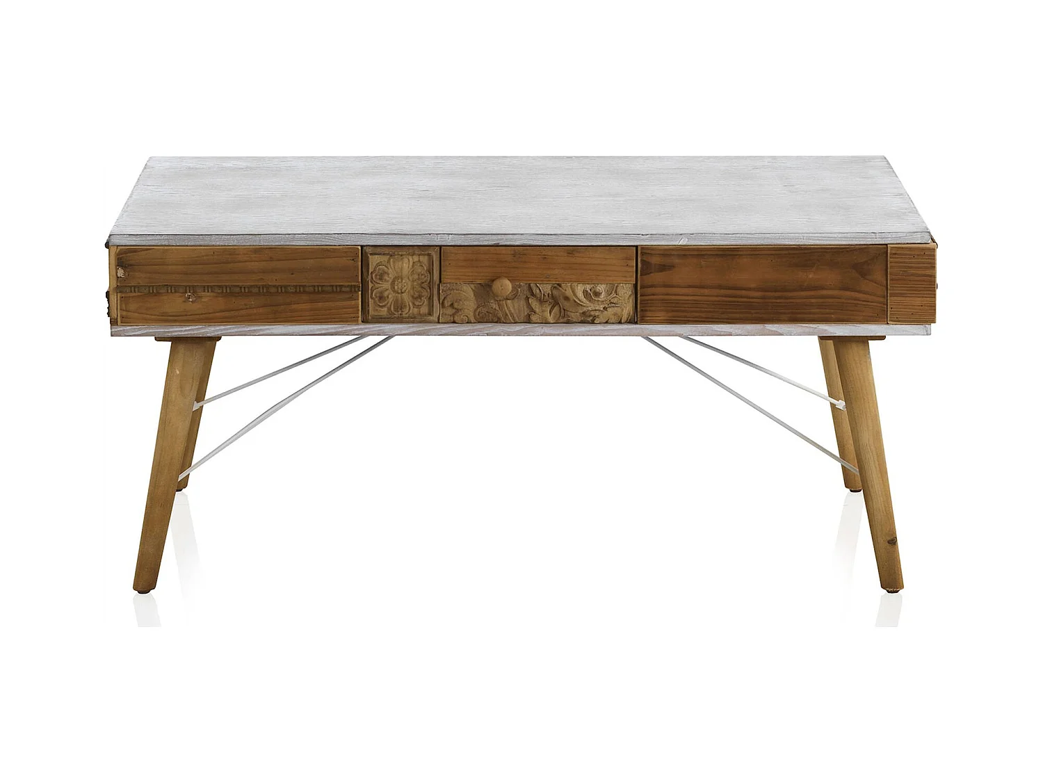 Table basse blanche et bois naturel sculpté ambiance vintage