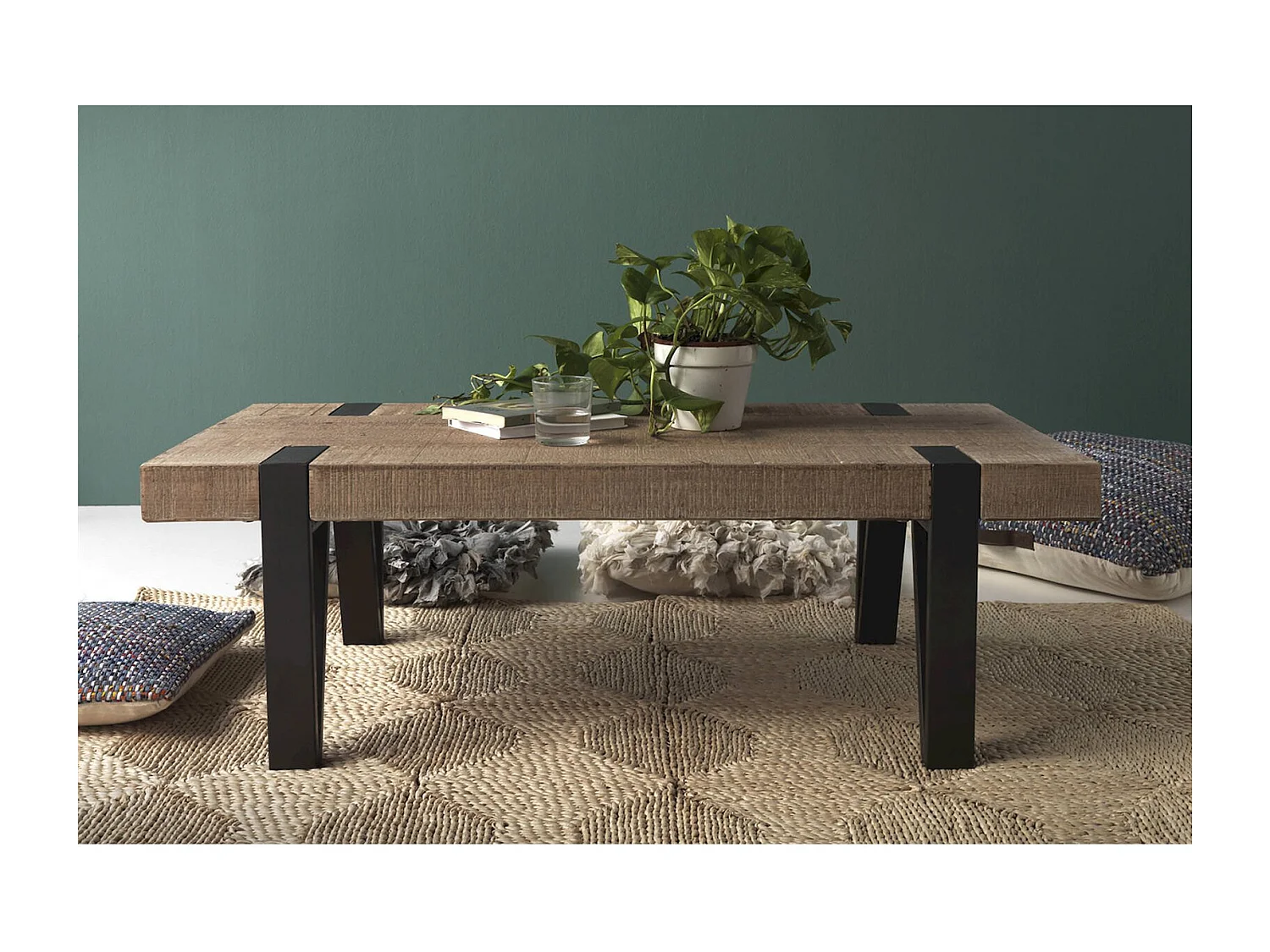 table basse bois naturel et pieds métal noir style industriel
