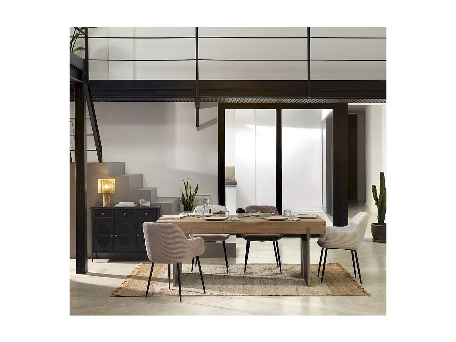 table basse bois d'abeto et pieds laqués finition métalisée