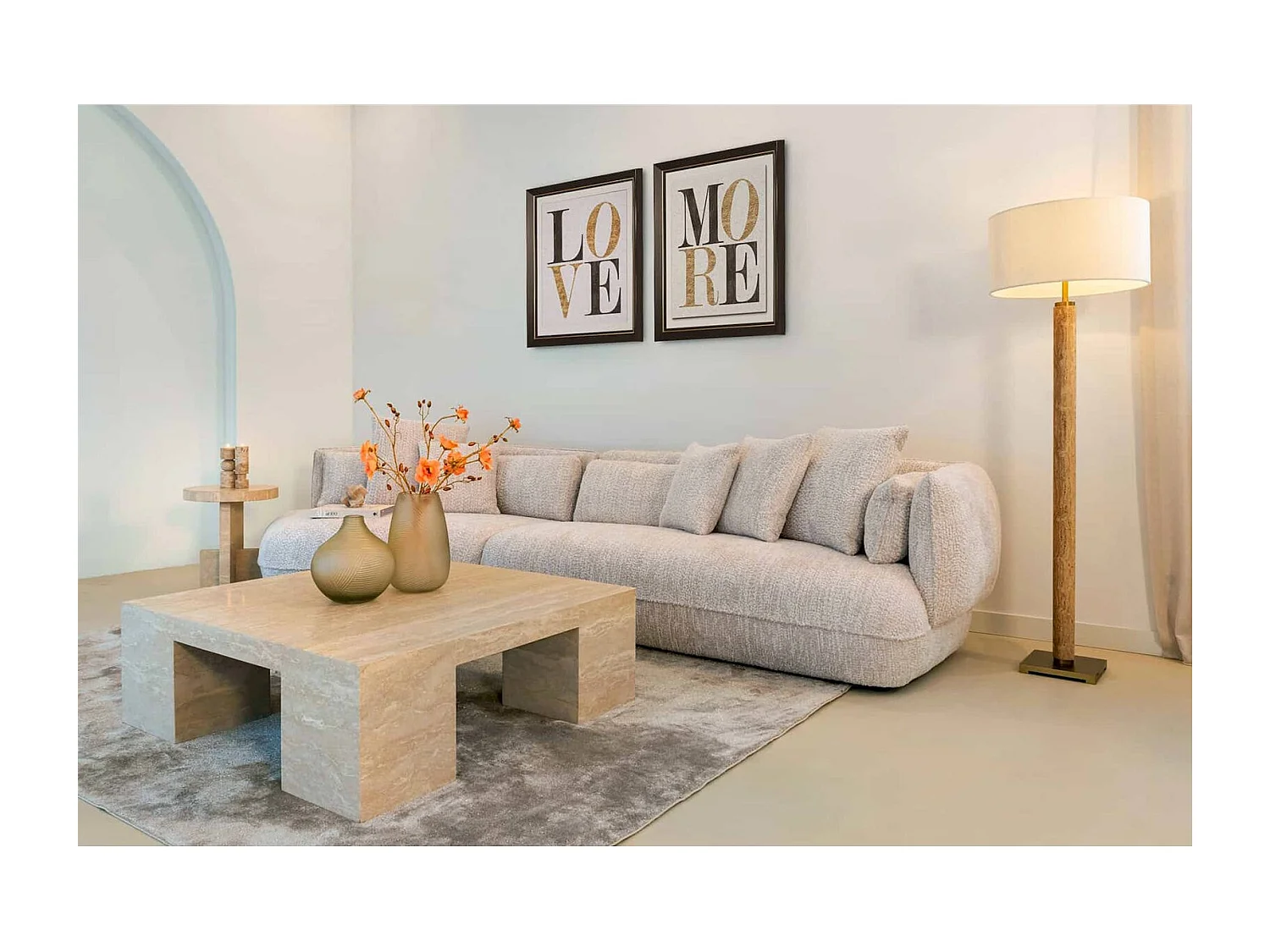 Table basse design travertin beige élégance contemporaine