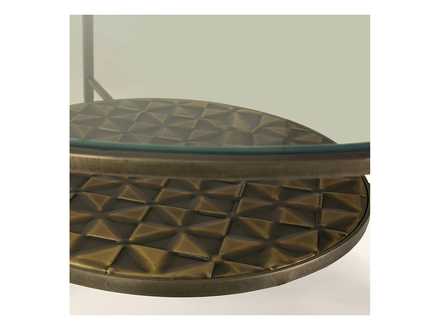 Table à café doré antique en métal et verre avec plateau décoratif