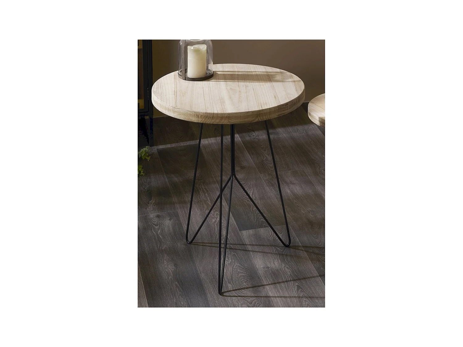Table ronde bois naturel pieds métal noir élégance moderne