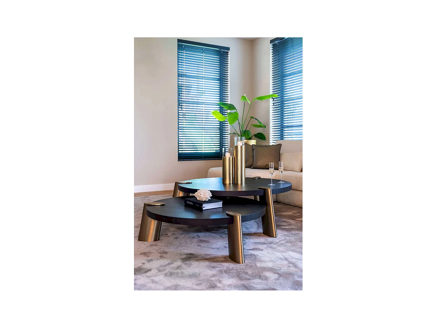 Table basse design ronde effet chêne et acier noir charbon