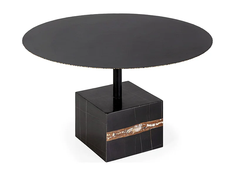 table à café élégante en métal noir et marbre doré raffiné