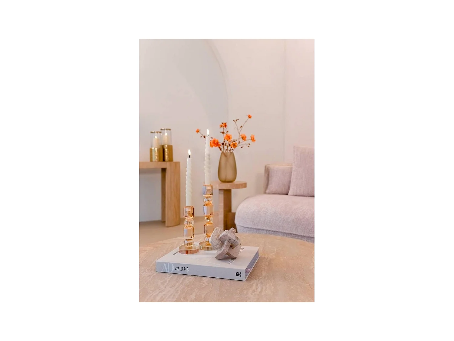 table basse ronde en travertin beige style contemporain