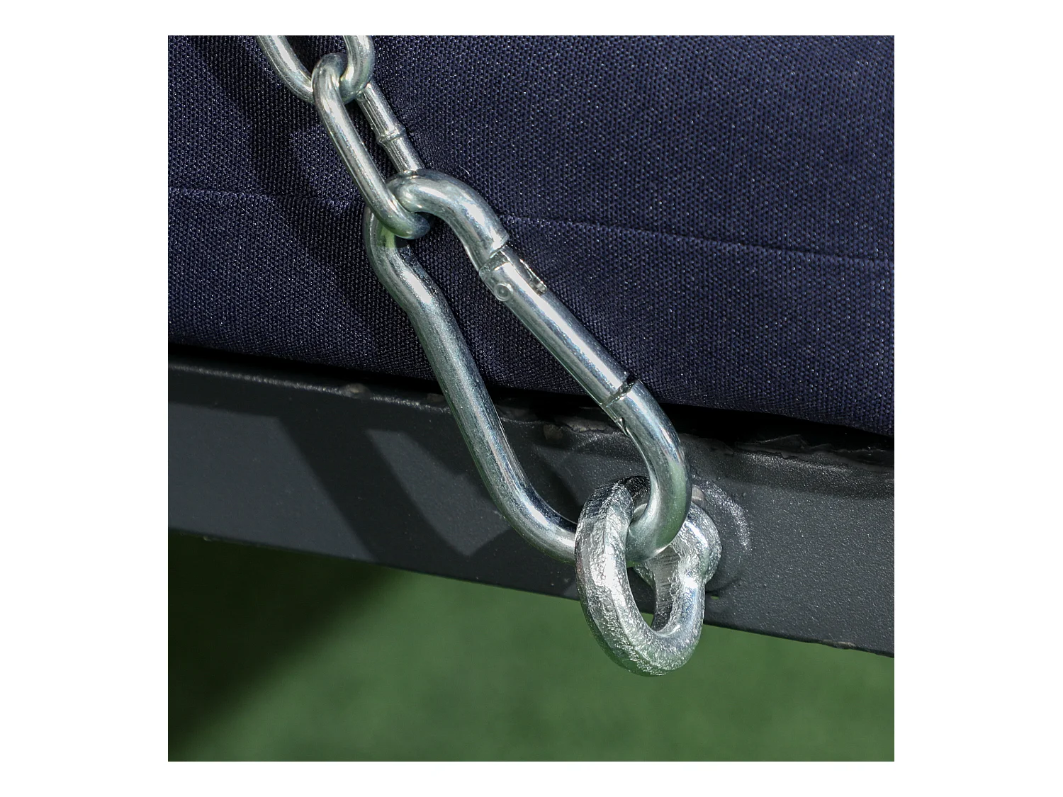 Banc de jardin balançoire 3 places, capacité 270 kg, structure en métal, avec toit réglable et coussins (198x118x168 cm)