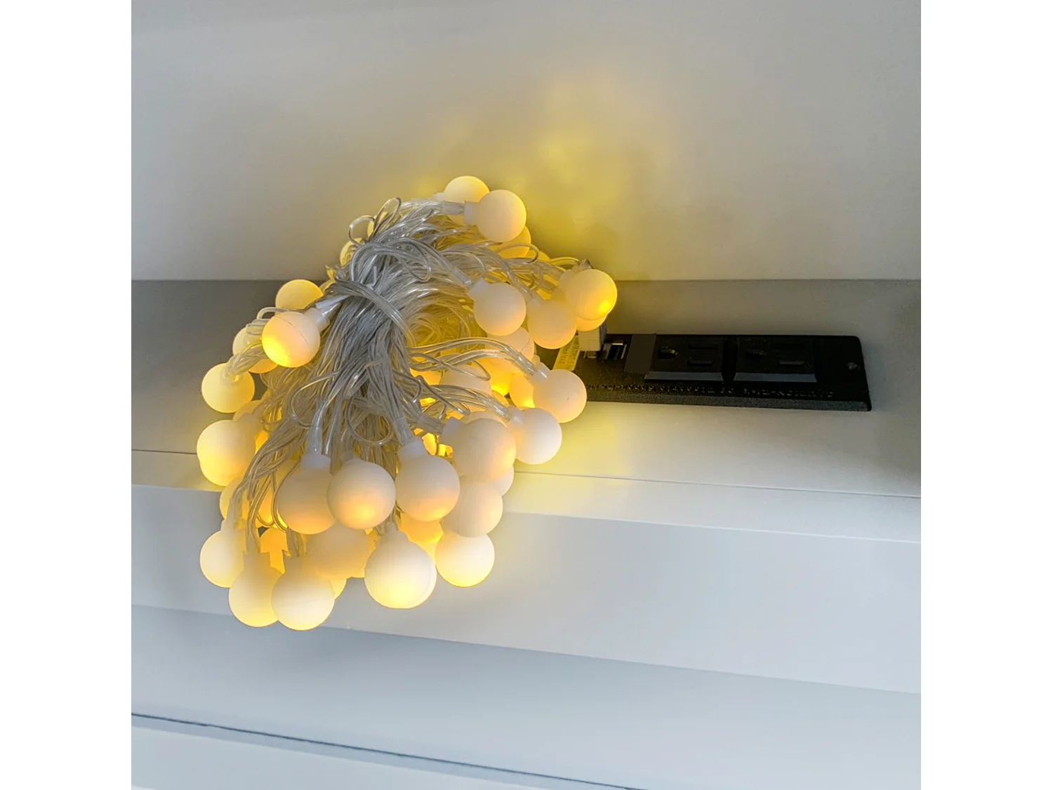 Canapé-lit 90x200 cm, lit gigogne 90x190 cm avec tiroirs, grand rangement, prise USB, bois blanc (192.3x110x100cm)