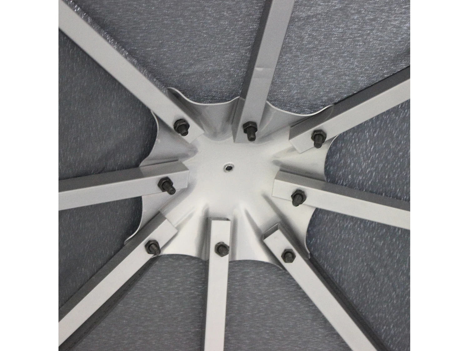 Pavillon de jardin 3x3m, structure en métal, toit en polyester, gris (295x295x255 cm)