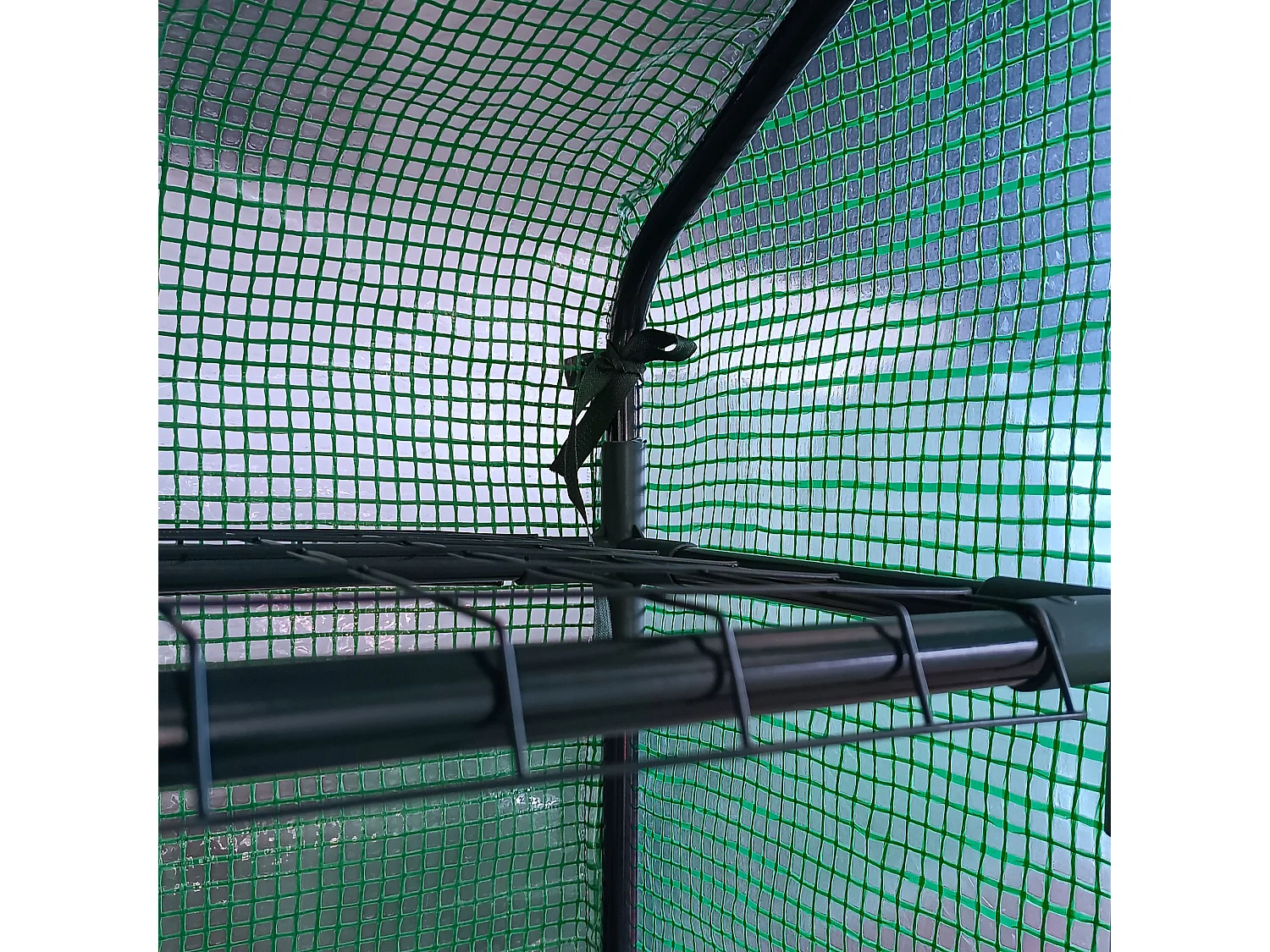 Serre de jardin avec 8 étagères, porte à enroulement, structure en acier et couverture PE, verte (244x180x210 cm)