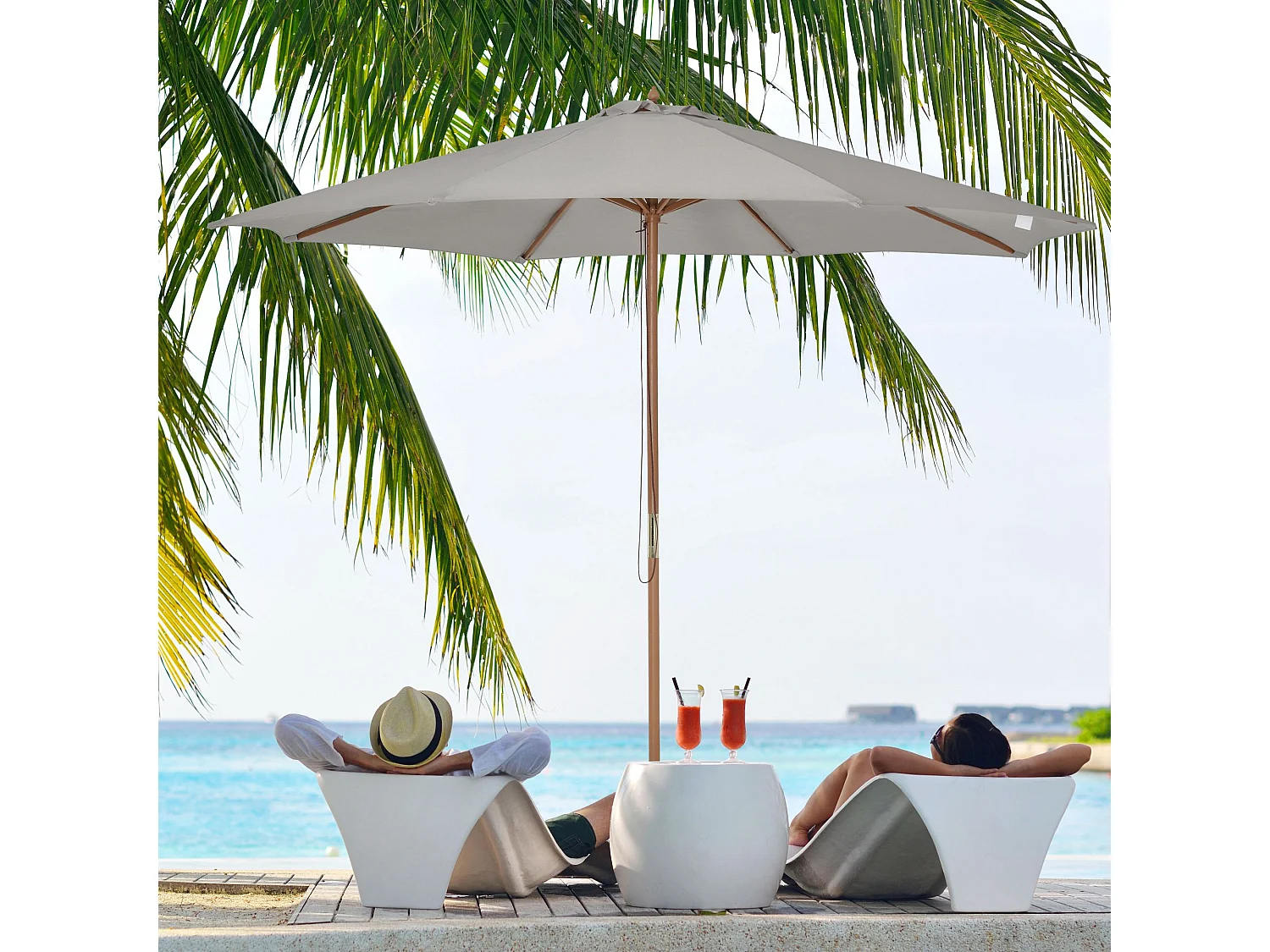 Houten, bamboe, grijze parasol (300x300x250 cm)