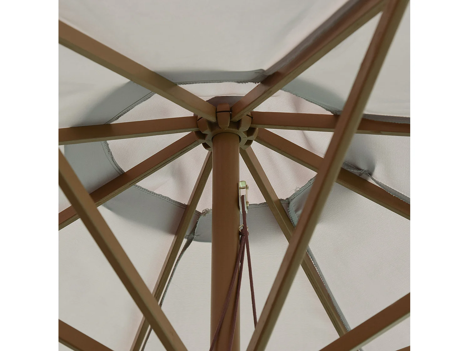 Houten, bamboe, grijze parasol (300x300x250 cm)