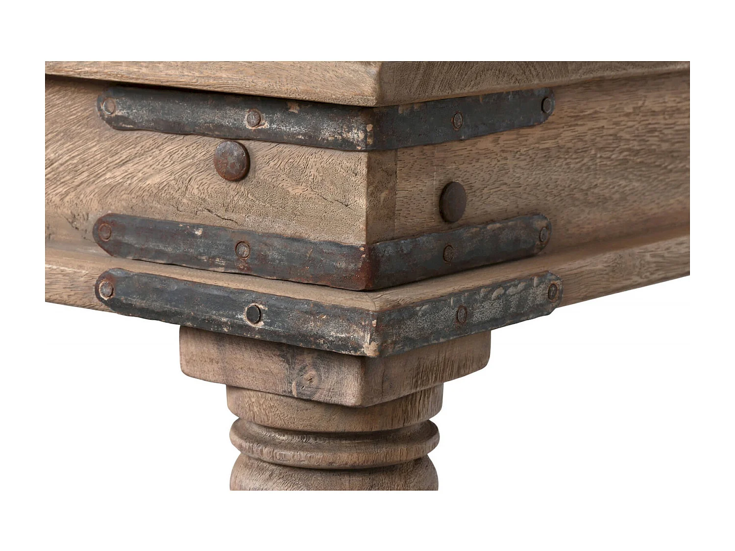 Table basse bois élégante et solide pour salon