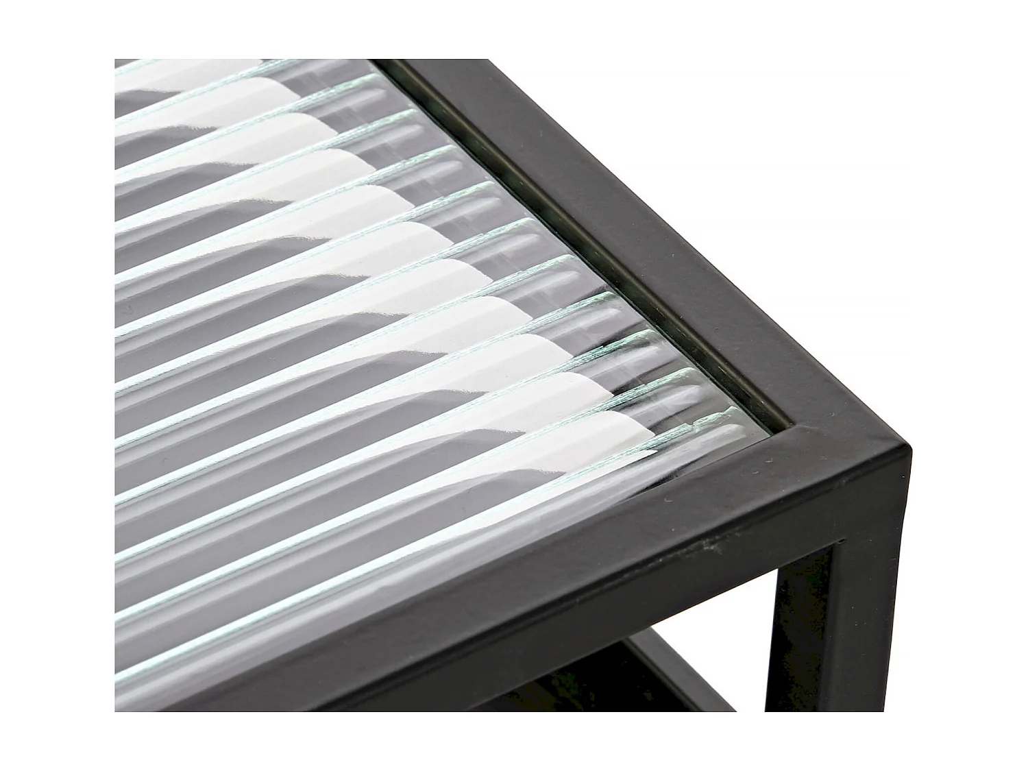 Table basse élégante verre noir et métal chic