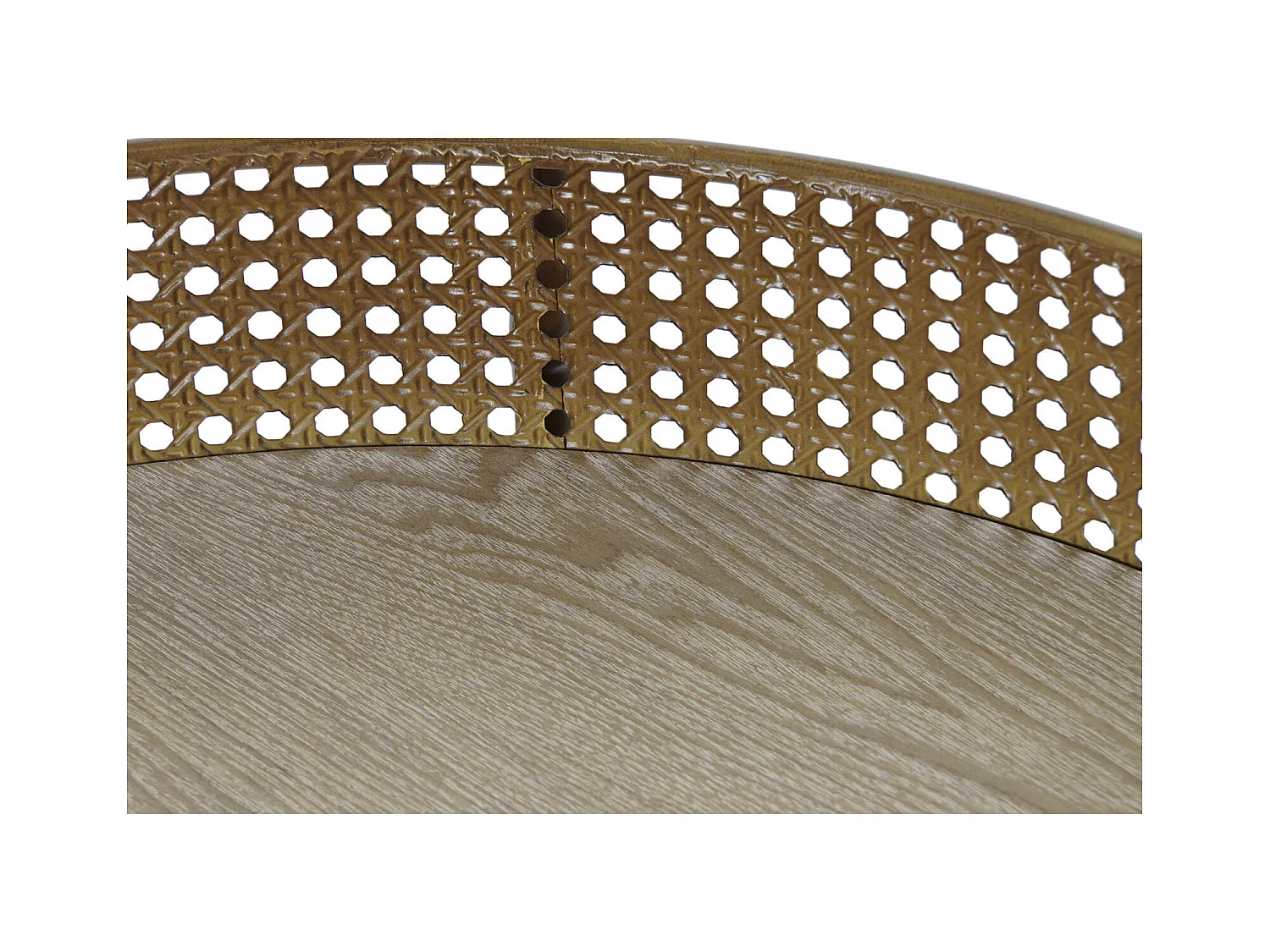 Table basse métallique élégante pour salon sophistiqué