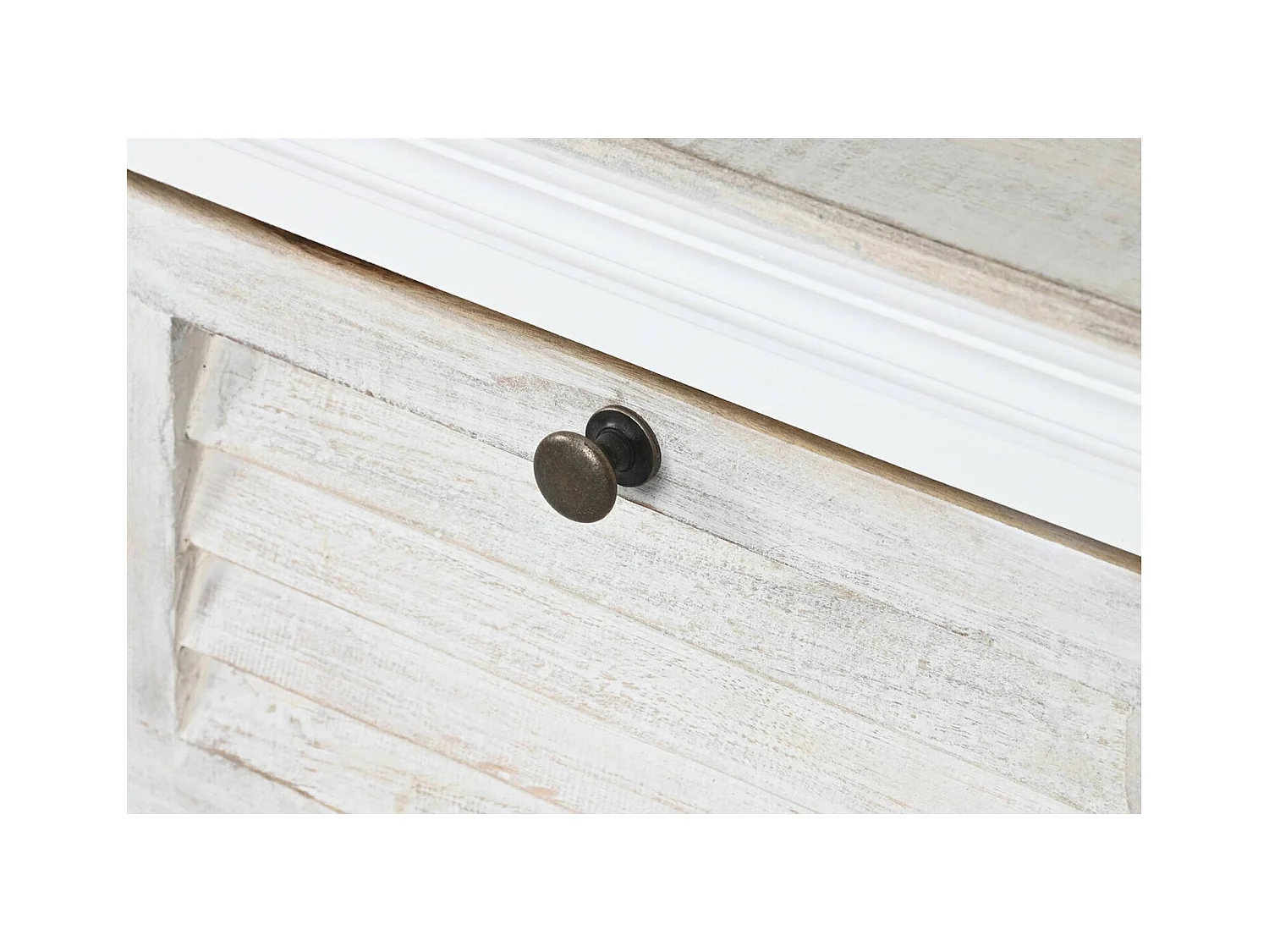 Table basse romantique en bois de manguier esprit méditerranéen