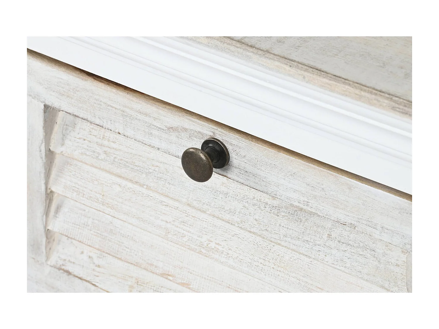 Table basse romantique en bois de manguier esprit méditerranéen