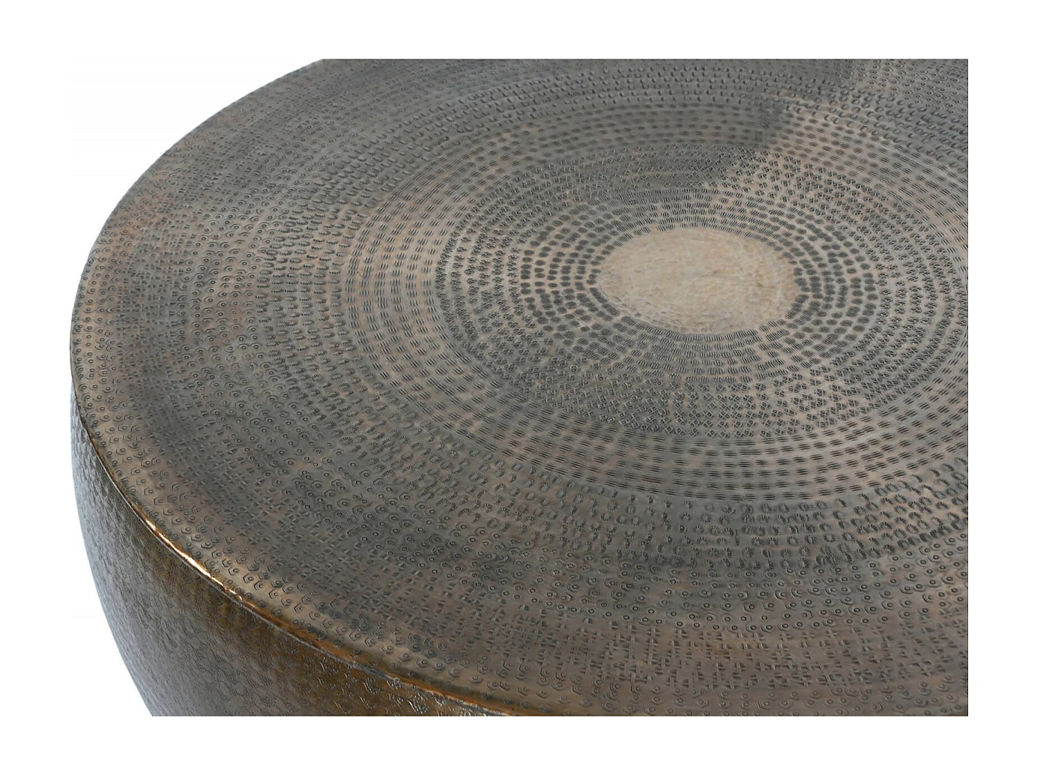 Table basse design dorée en aluminium pour salon chic