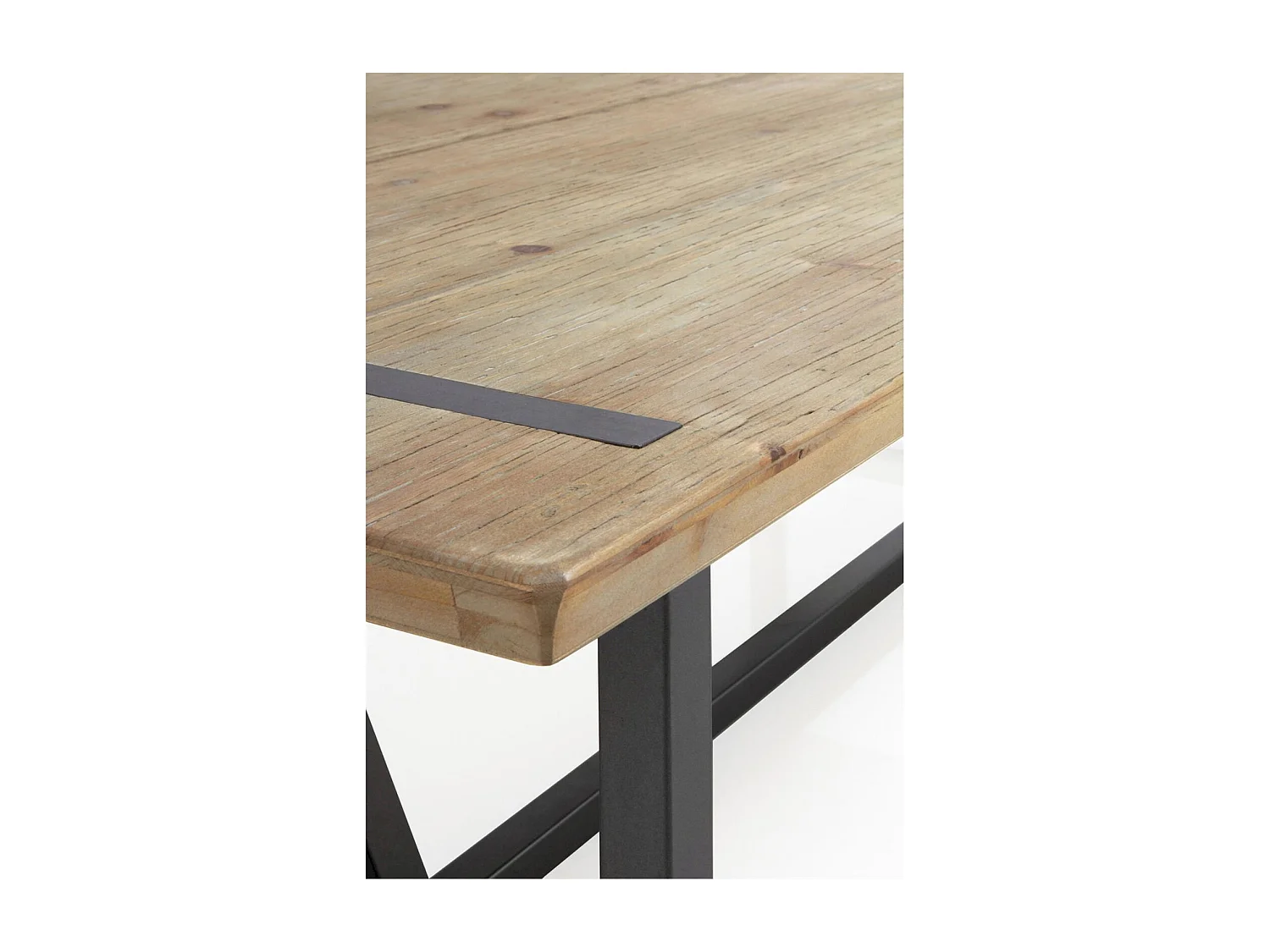 Table basse métal et bois d'inspiration industrielle naturelle