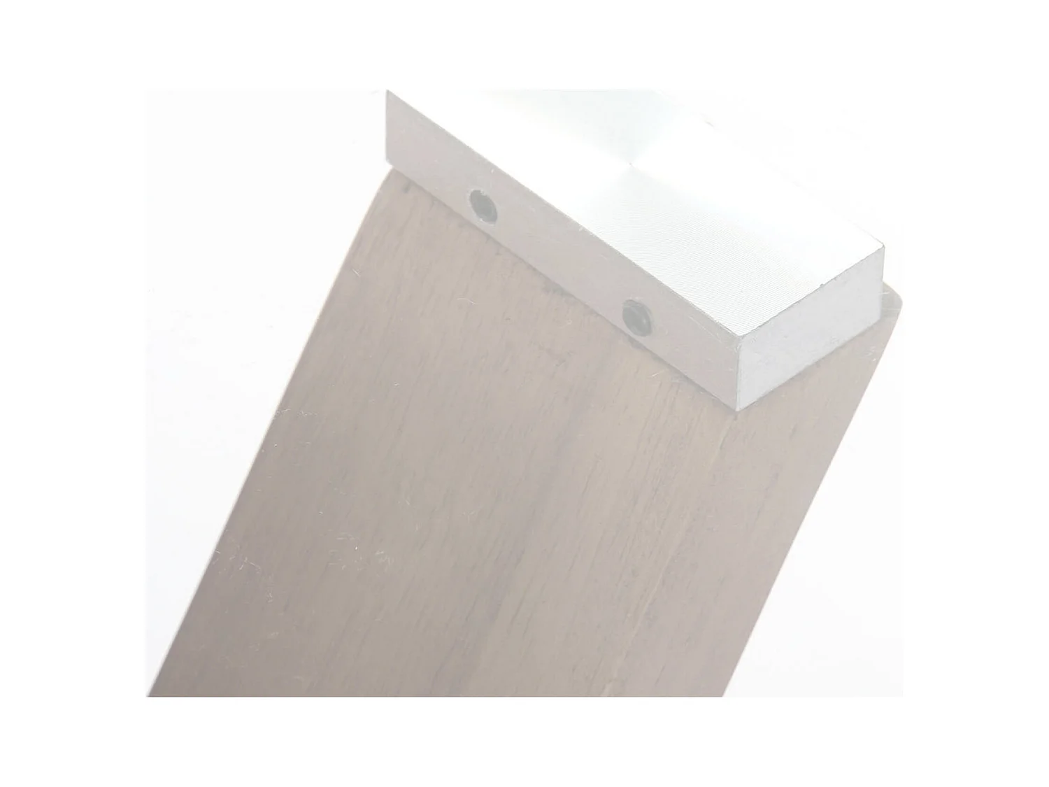 Table basse élégance en noyer et plateau verre