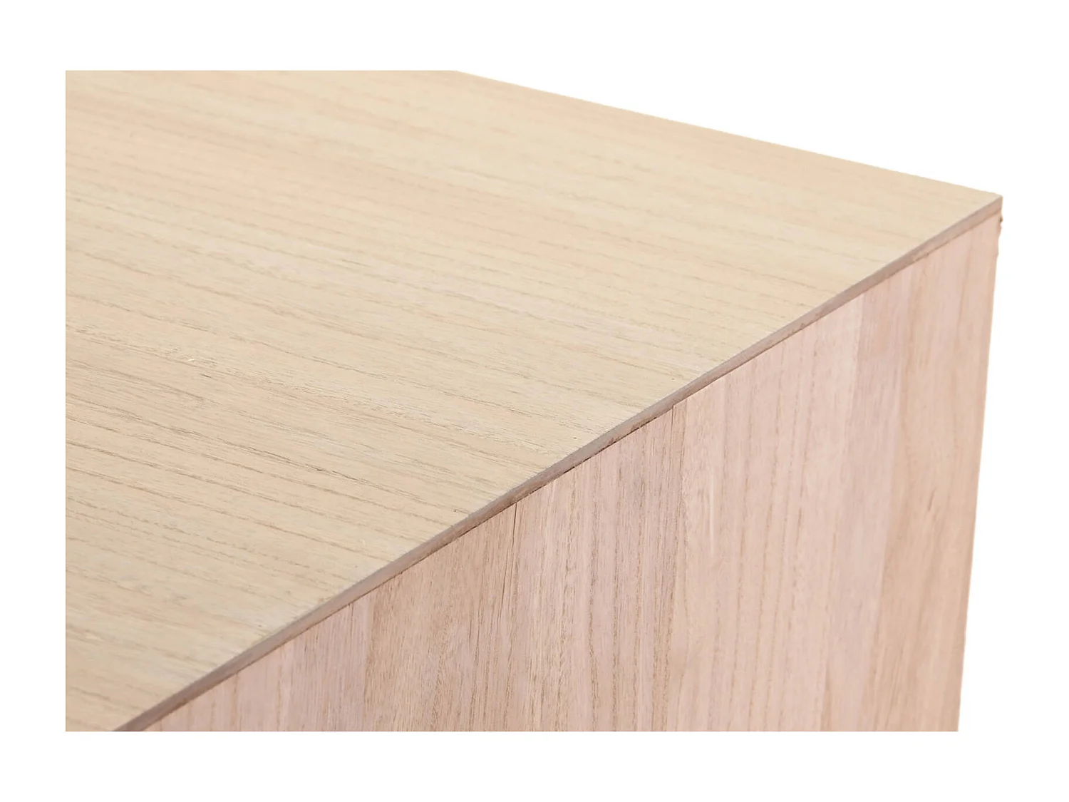 Table basse épicéa marron pour salon chaleureux