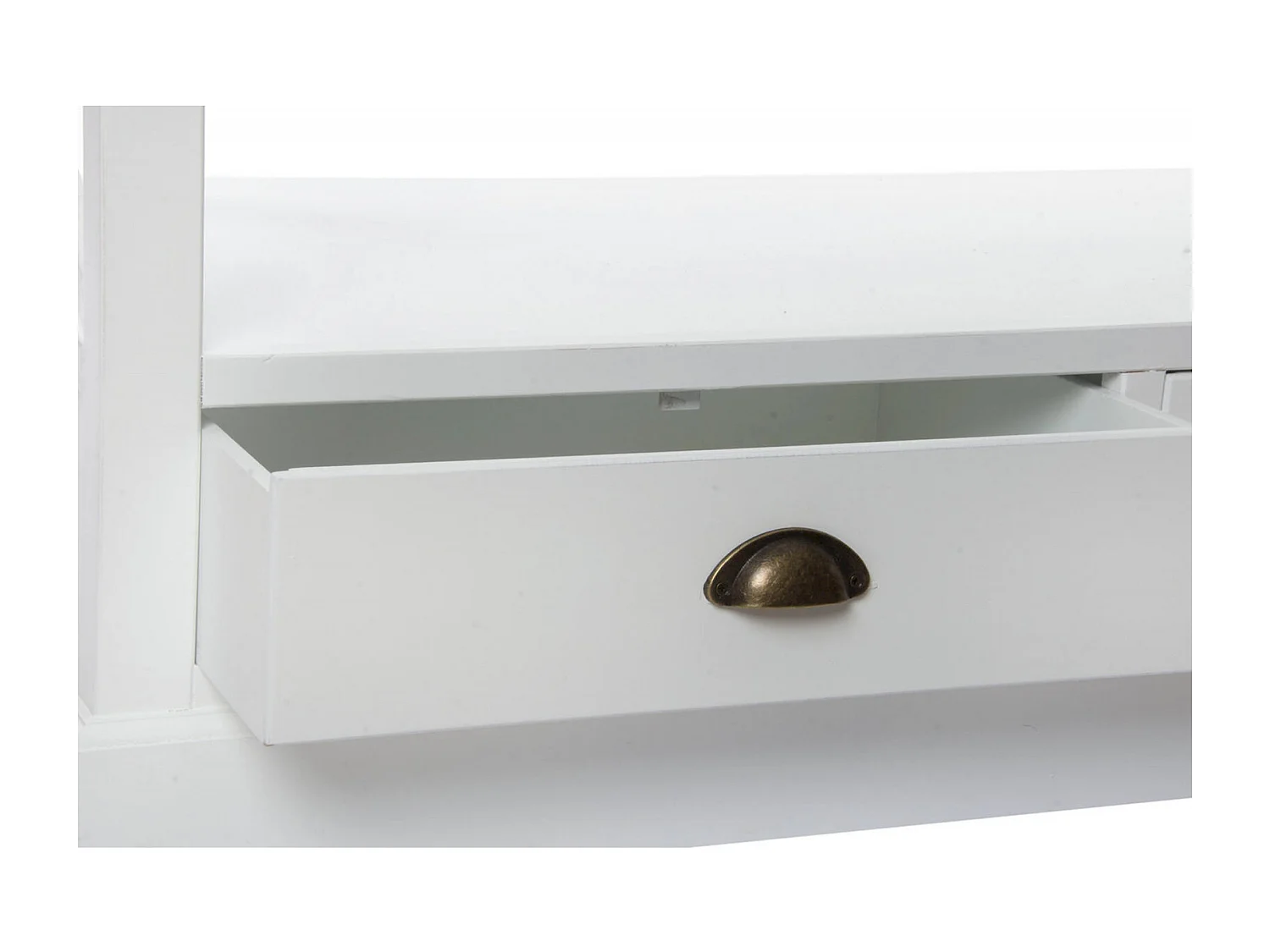 Table basse chic en bois blanc avec rangement intégré