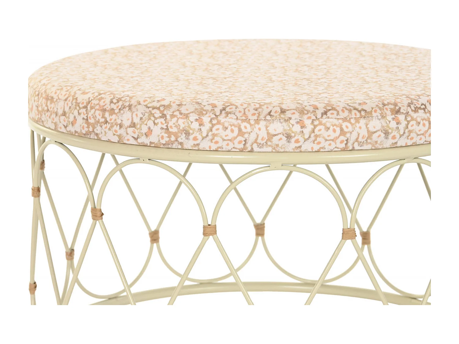 Table basse rotin crème pour une touche élégante