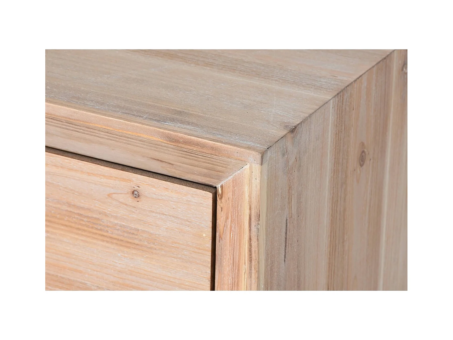 Table basse épicéa naturel pour salon élégant